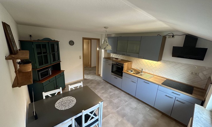 Neustadt bei Coburg Condominio | Cozy DG vacation apartment with balcony for 1 - 5 persons
