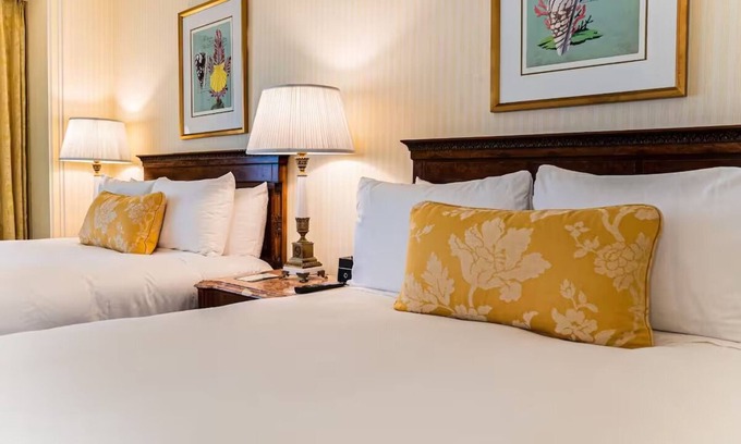 Gaslamp Quarter Hotel | Cozy Double Beds at Westgate, 2 Family Ready Rooms, Rooftop Pool