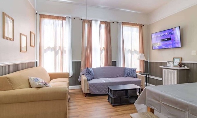 Columbus Apartamento | ⭐️Ft. Benning Secret Garden en el corazón de Colón! Se admiten mascotas