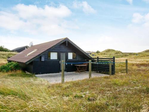 Haurvig Casa | Cozy Dune Cottage Retreat-By Traum