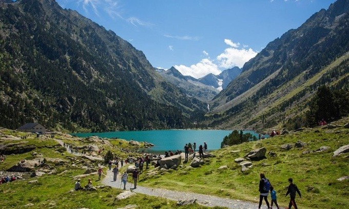 Cauterets Casa | Chalet adosado dúplex con terraza, 2 dormitorios, 7 personas, cerca del telesilla y servicios