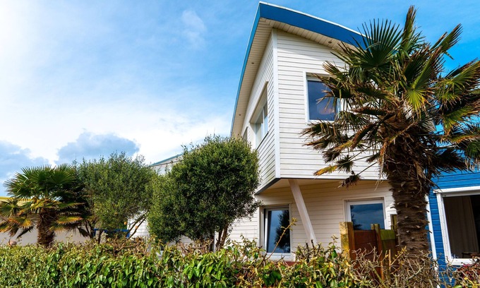 Le Conquet Casa | Acogedor dúplex con sala de estar y piscina con vista al mar