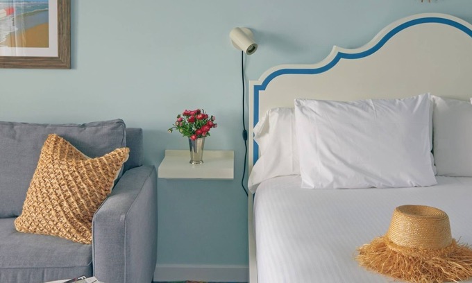 Cape May Casa | Cozy & Elegant Beachside Retreat in Cape May with Pool & Dining