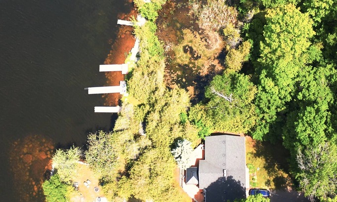 Trent Lakes Cabaña | Cozy Escape | 5 Bedroom Kawarthas Cottage | Sauna and Fireplace | 2 hrs from GTA