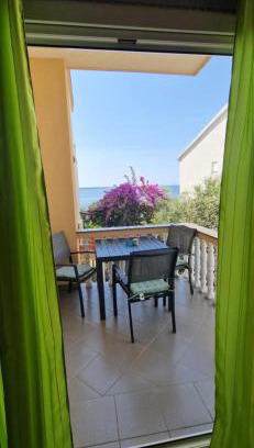 Mandre Apartamento | Cozy family apt Iris only 20m from the beach in Mandre