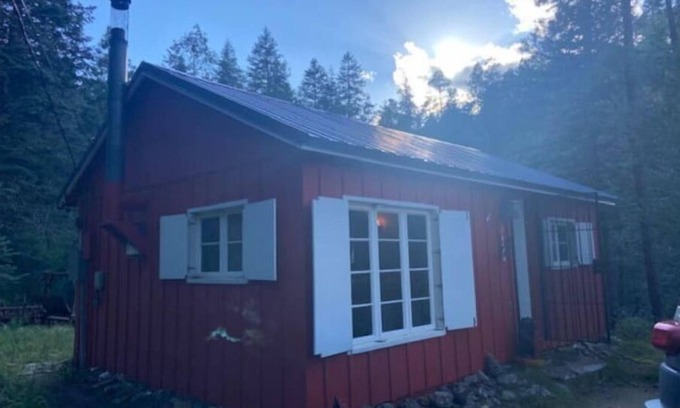 Prescott Cabina | Cozy Family Cabin in the Pines