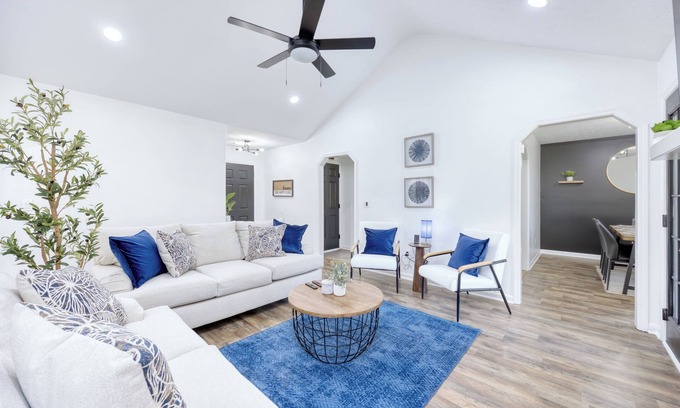 Columbus Casa | Cozy Family-Sized Home Minutes to Ft Moore and Downtown Columbus