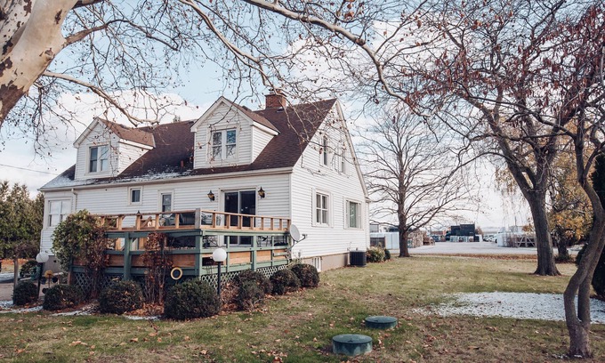 Louth Otro | Cozy Farmhouse on the Wine Route