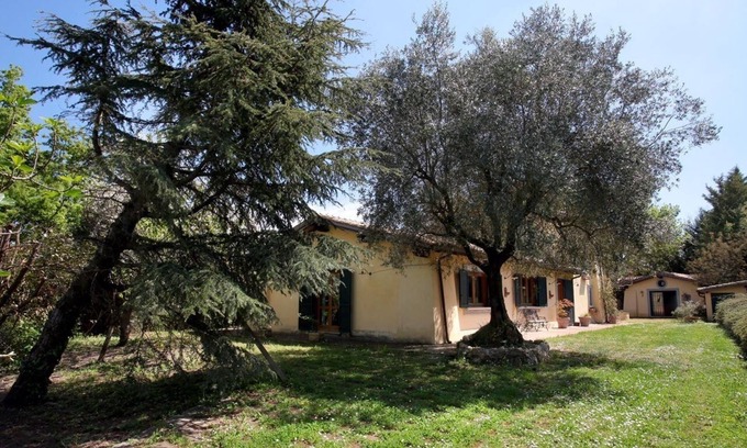 Sacrofano Casa | Cozy farmhouse surrounded by greenery, just 25 minutes from the center of Rome.