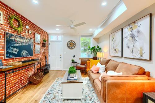 Federal Hill Apartamento | Cozy FedHill Gem plus Parking and Walk to Harbor and Stadiums