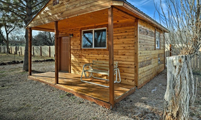 Fillmore Cabina | Cozy Fillmore Studio Cabin cerca del bosque de Fishlake!