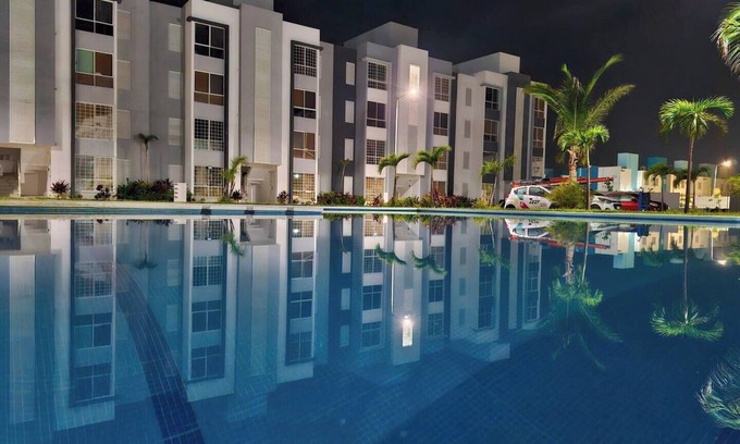 Barra Vieja Apartamento | Cozy first floor apartment in the diamond zone