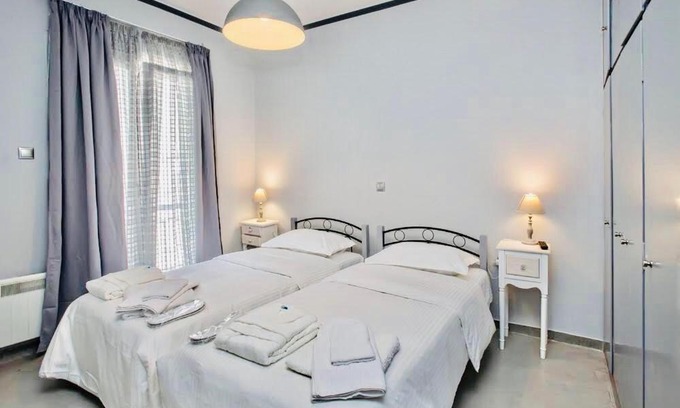 Tinos Town Apartamento | Cozy flat in Tinos