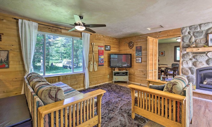 Florence Cabina | Cozy Florence Cabin, Proximity to Keyes Peak!