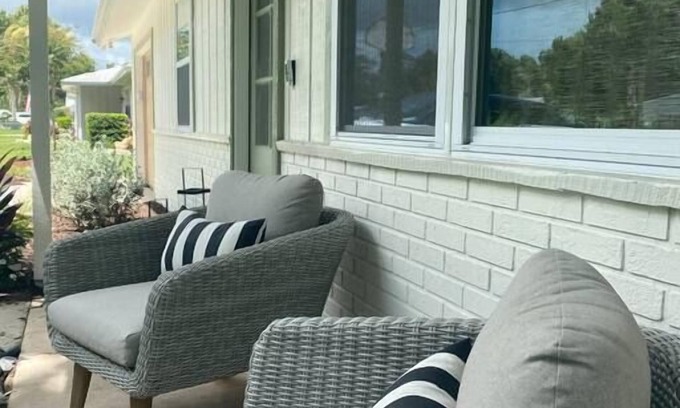 Glencoe Casa | Cozy Florida Camp with Fire Pit and Cowboy Pool