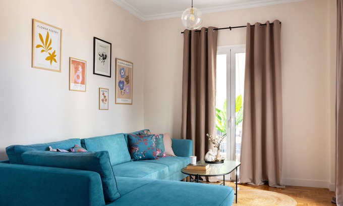 Mets Apartamento | cozy fully renovated apartment in the historic heart of Athens.