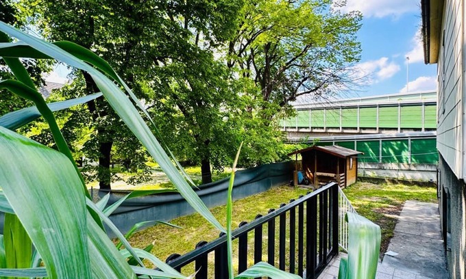 Floridsdorf Casa | Cozy Garden Villa near Danube For 16P
