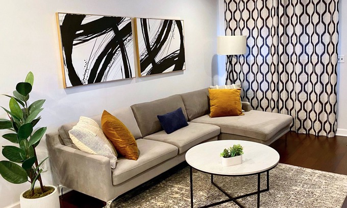 Berkley Casa | Cozy Gem, Hot Tub, close to downtown Berkley shops and restaurants