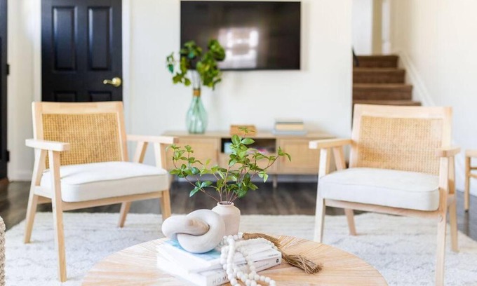 Lower Township Casa | Cozy getaway - 5 min drive to beach