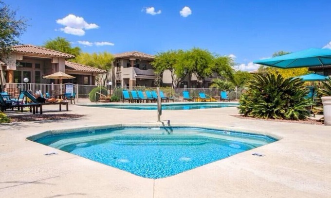 Rancho Vistoso Condominio | Cozy ground level resort style condo, w/ heated pool/hot tub, gym and discounts!