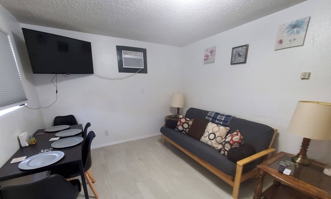 Yucaipa Cabaña | Cozy guest house in yucaipa