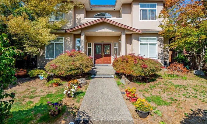 Central Lonsdale Casa | Cozy Guest Suite in North Vancouver