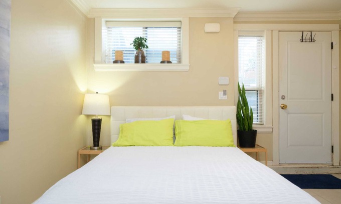 Vancouver South Apartamento | Cozy Guesthouse Close to Mall & Skytrain