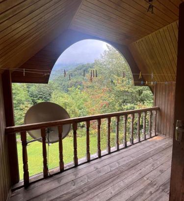 Khulo Casa | Cozy Guesthouse in Qvabgha, 5 min from Nabeghlavi