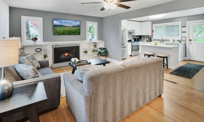 South Hill Casa | Cozy haven quiet Ithaca getaway
