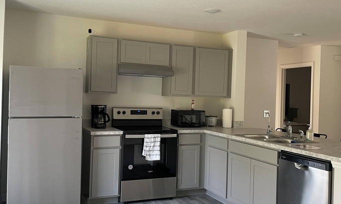 Port Malabar Casa | Cozy Hidden Haven Home at Palm Bay