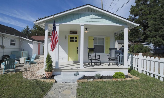 Chattanooga Casa | Cozy Historic Cottage | Walk to Northshore
