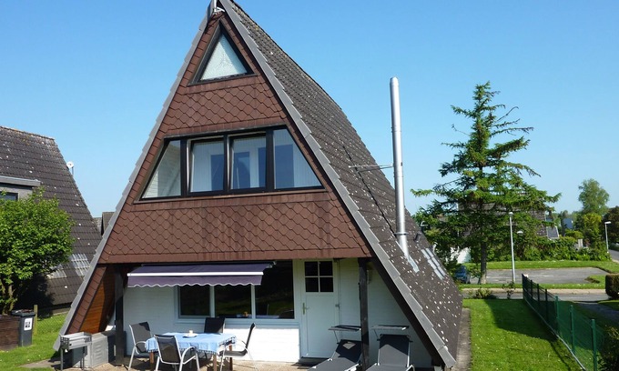 Ruckeberg Casa | acogedora casa de vacaciones, a 200 metros del circuito, a 7 km del mar Báltico, bienvenidos amigos de cuatro patas