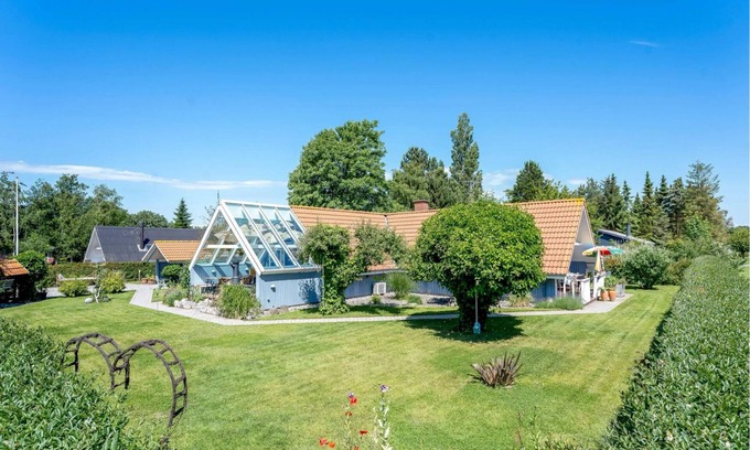 Næsby Strand Casa | Cozy holiday home with character