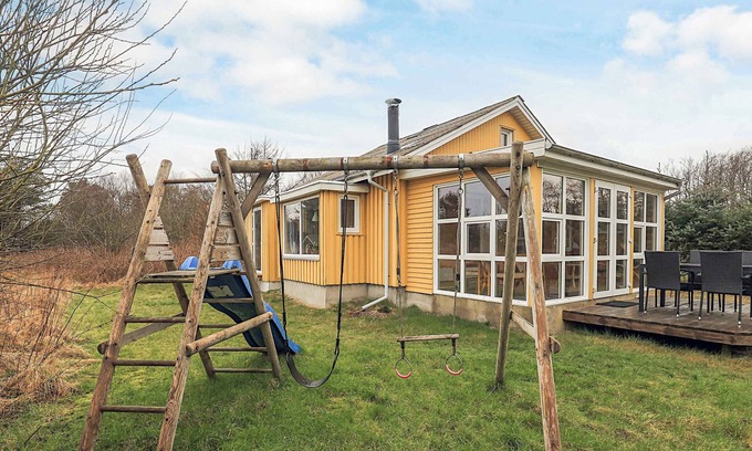 Thyholm Casa | Cozy holiday home with view of Lyngs Drag