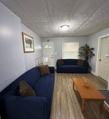 Cleveland Apartamento | cozy home away from home