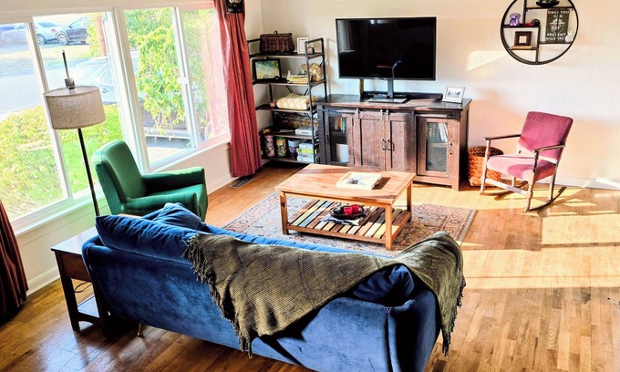 Oak Harbor Casa | Cozy home base for Whidbey adventures!