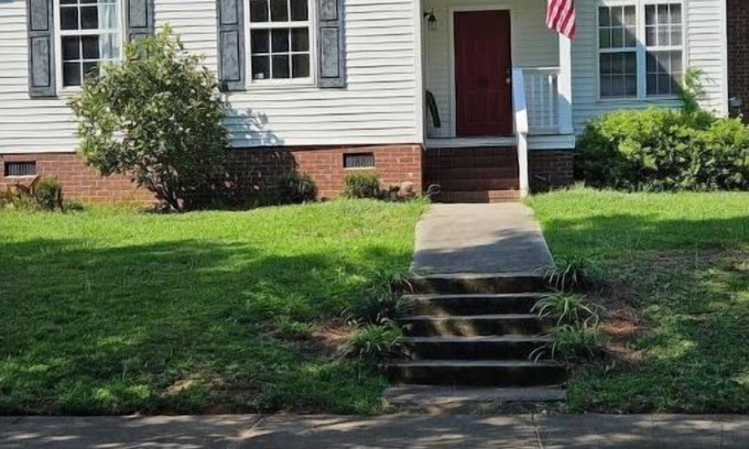 Earlewood Casa | Cozy Home by downtown Columbia. 4 miles from USC Campus, Fort Jackson, Stadium