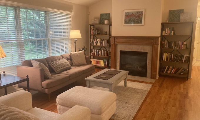 Saint Marys  Saint Joseph County Casa | Cozy home ensconced in nature, close to Notre Dame and the best of the area.