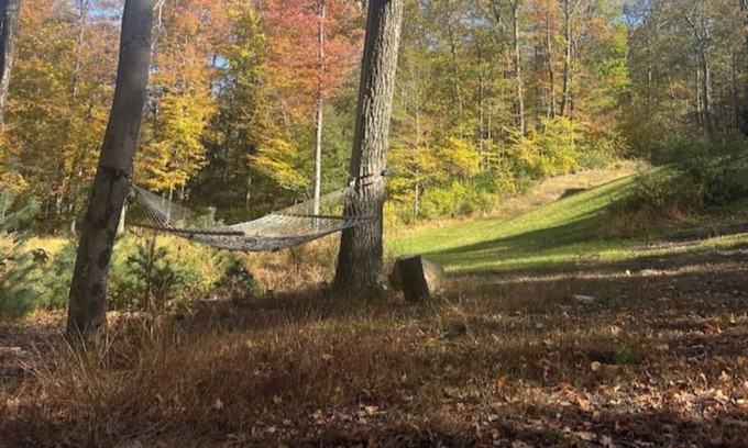 Kerhonkson Casa | Cozy Home for a Fall Escape surrounded by nature on a Private Road