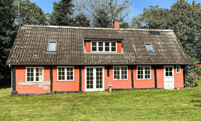 Pedersker Casa | Acogedora casa en Aakirkeby con WiFi
