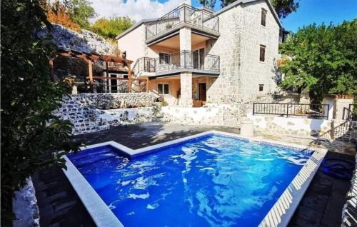 Blaca Casa | Cozy Home In Blaca With Wifi