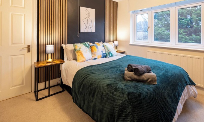Staple Hill Casa | Cozy home in Bristol,Contractors, Relocation, Families, Parking, WIFI,SMARTTV