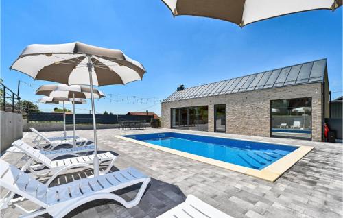 Dugo Selo Casa | Cozy Home In Dugo Selo With Sauna