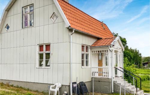 Edsbruk Casa | Cozy Home In Edsbruk With Kitchen