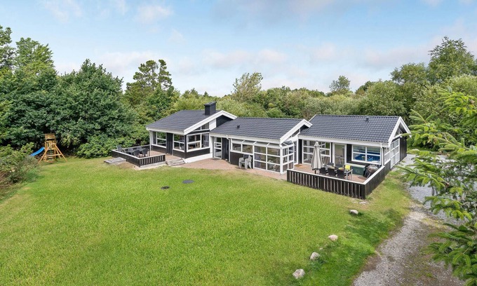 Bratten Strand Casa | Acogedora casa en Jerup con cocina