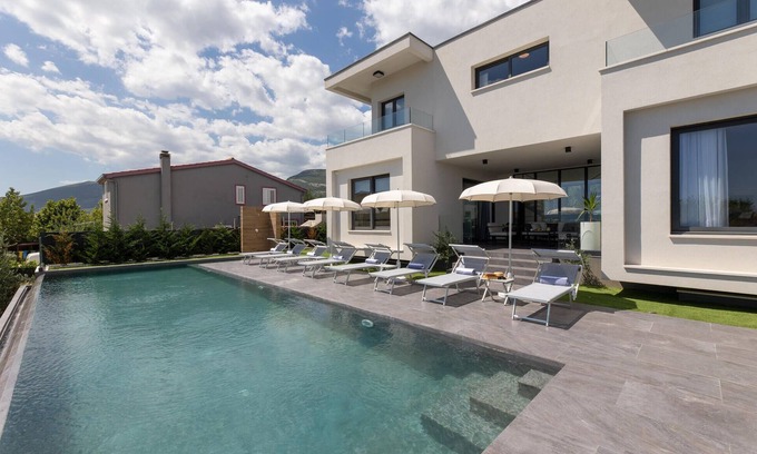 Kastel Stari Casa | Acogedora casa en Kastel Stari con.