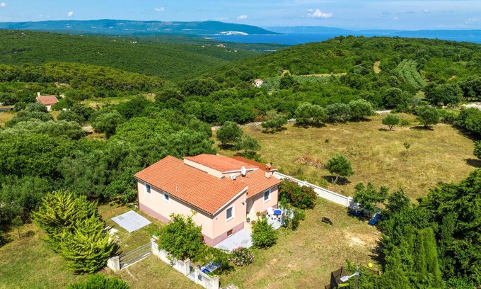 Kavran Casa | Acogedora casa en Kavran con WiFi