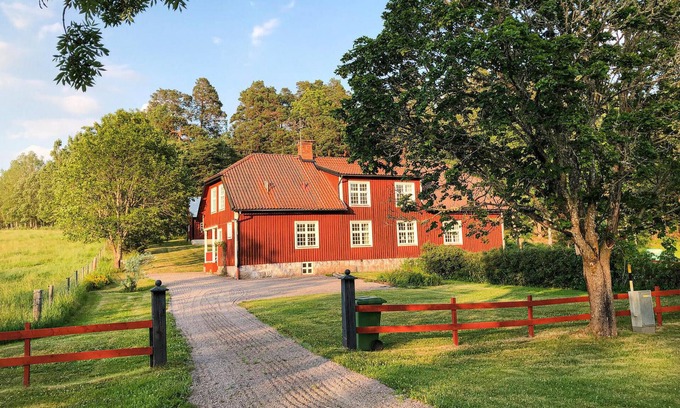 Mantorp Casa | Acogedora casa en Mantorp con WiFi