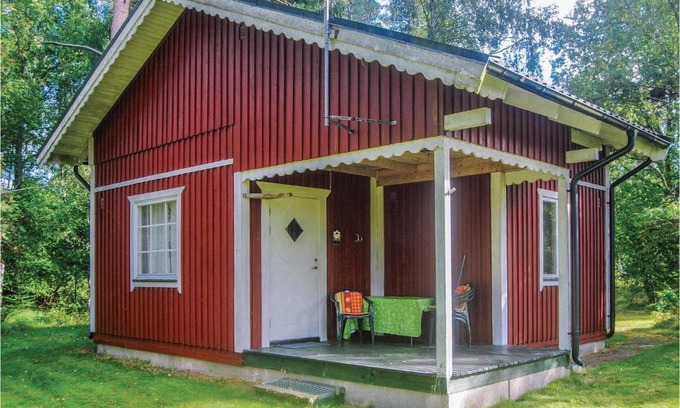 Angelholm Municipality Casa | Cozy Home In Munka-Ljungby With Kitchen