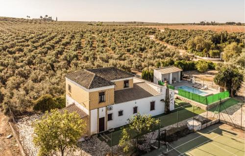 Puente Genil Casa | Cozy Home In Puente Genil